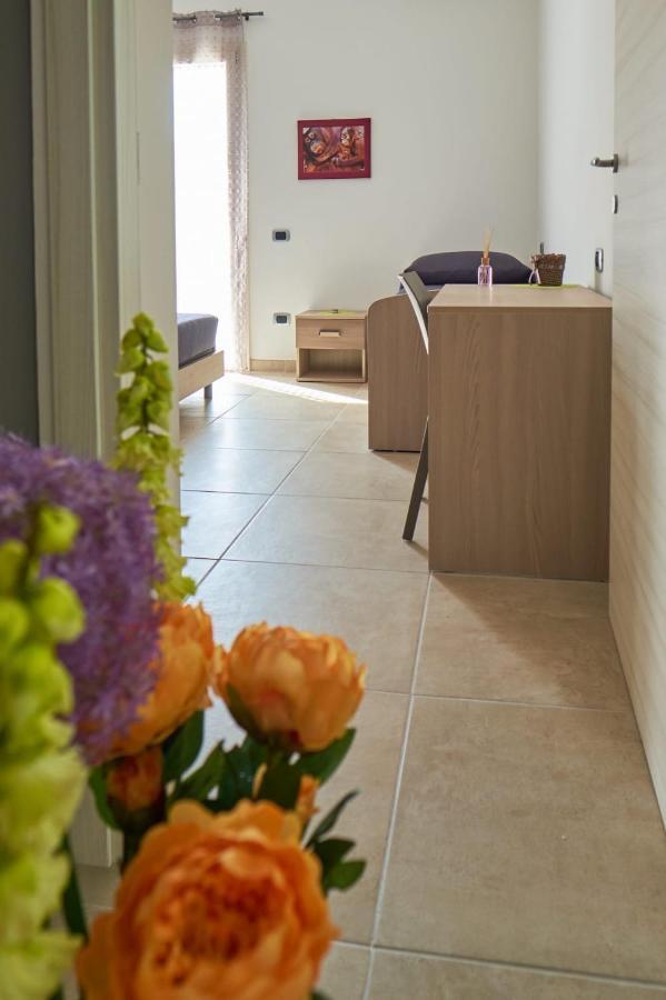 Bouganville House - Casa Vacanze Triparni Екстериор снимка